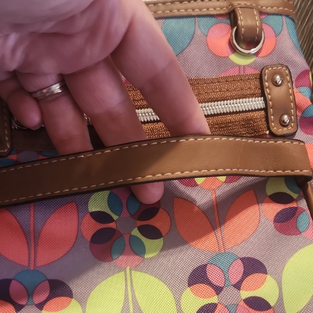 Lily Bloom Colorful Floral Crossbody Bag - Picture 2 of 8